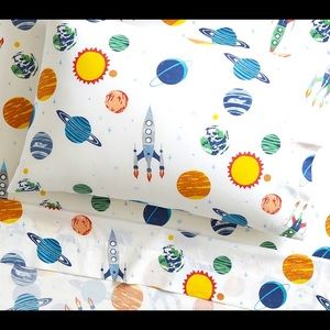 Solar System Glow-in-the-Dark Toddler Sheet Set & Pillowcase